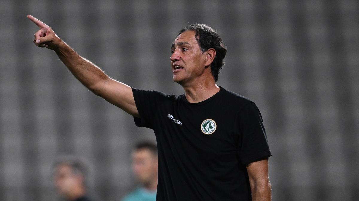 Avellino, Nesta: "Soddisfatto del mercato, mancano due elementi. Palumbo non parte"
