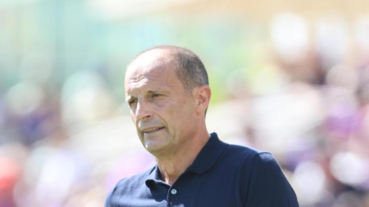 Il Napoli non ingrana, Allegri pensa a dei correttivi: dopo la sosta può tornare alla difesa a 3