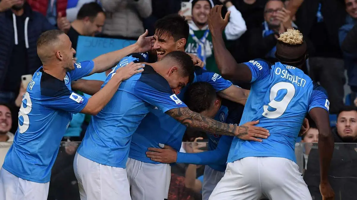 FOTO - Napoli che fatica, ma arriva un'altra vittoria: le immagini più belle del 3-2 sull'Udinese
