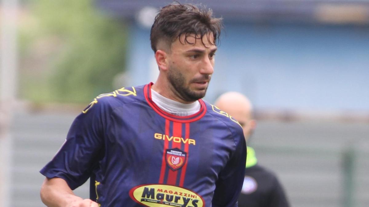Benevento, ci siamo per la cessione di Starita: firmerà con il Sorrento in Serie C