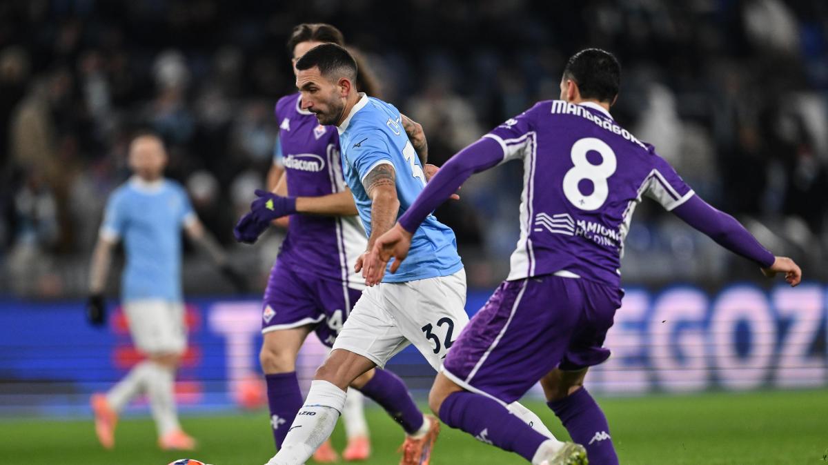 Finale di rigore tra Lazio e Fiorentina. Pari e patta all'Olimpico: risultato di 2-2