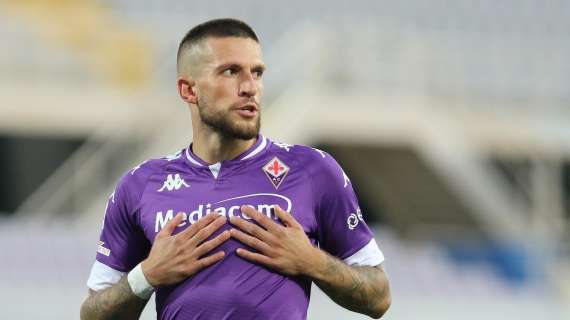 Spezia-Fiorentina, scontro verbale tra Biraghi e il vice di Iachini: "Che c... vuoi?!"