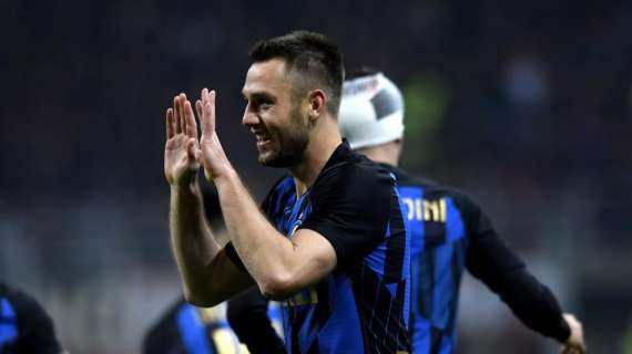 Inter, De Vrij: "Soddisfatti per la gara, ora sotto con Valencia e Lecce"