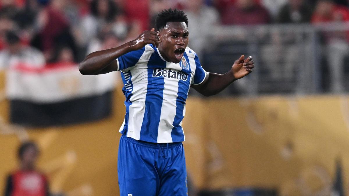 Tottenham, occhi sul giovane Aghehowa del Porto: ma la concorrenza per la punta è tanta