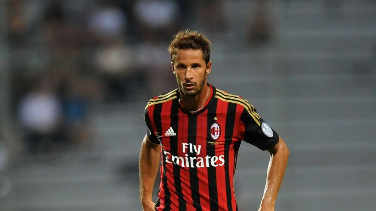 Antonini sul mercato del Milan: "Ziyech conosce Giroud ed è da grandi palcoscenici"