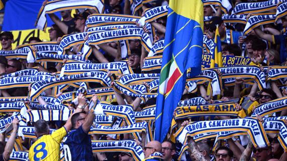 Festa per i 40 anni dalla Scudetto del Verona: le immagini più belle dal Bentegodi