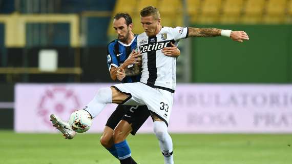 Giudice sportivo, un solo squalificato dopo i due anticipi: Kucka salterà Lecce-Parma