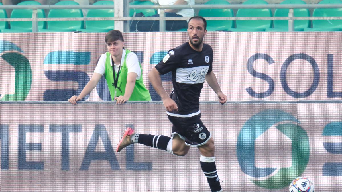 Cesena, per Olivieri ci prova la Reggiana. In granata ritroverebbe Attilio Tesser