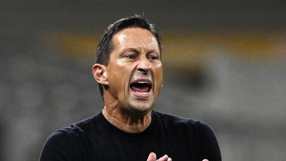 Benfica-Inter 3-3, Schmidt polemico: "Arbitraggio orribile, rigore e rosso inventati"