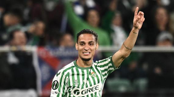 Il Real Betis al lavoro con il Manchester United: si punta al ritorno di Antony