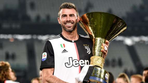 Juventus, l'addio di Barzagli potrebbe essere un arrivederci: Sarri pronto a riaccoglierlo