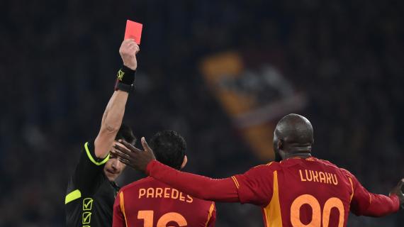 Roma in silenzio stampa, club e Mourinho sulla stessa linea: non è piaciuto l'arbitraggio
