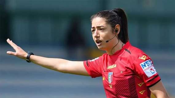 Serie A, Ferrieri Caputi sarà la prima donna arbitro nel massimo campionato. Ufficialità a luglio