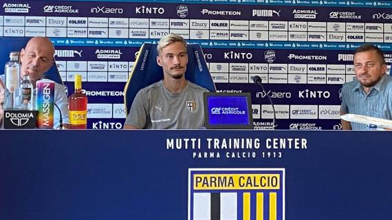 Parma, Almqvist: "Onorato di essere a Parma, lo stile di gioco di Pecchia è adatto a me”