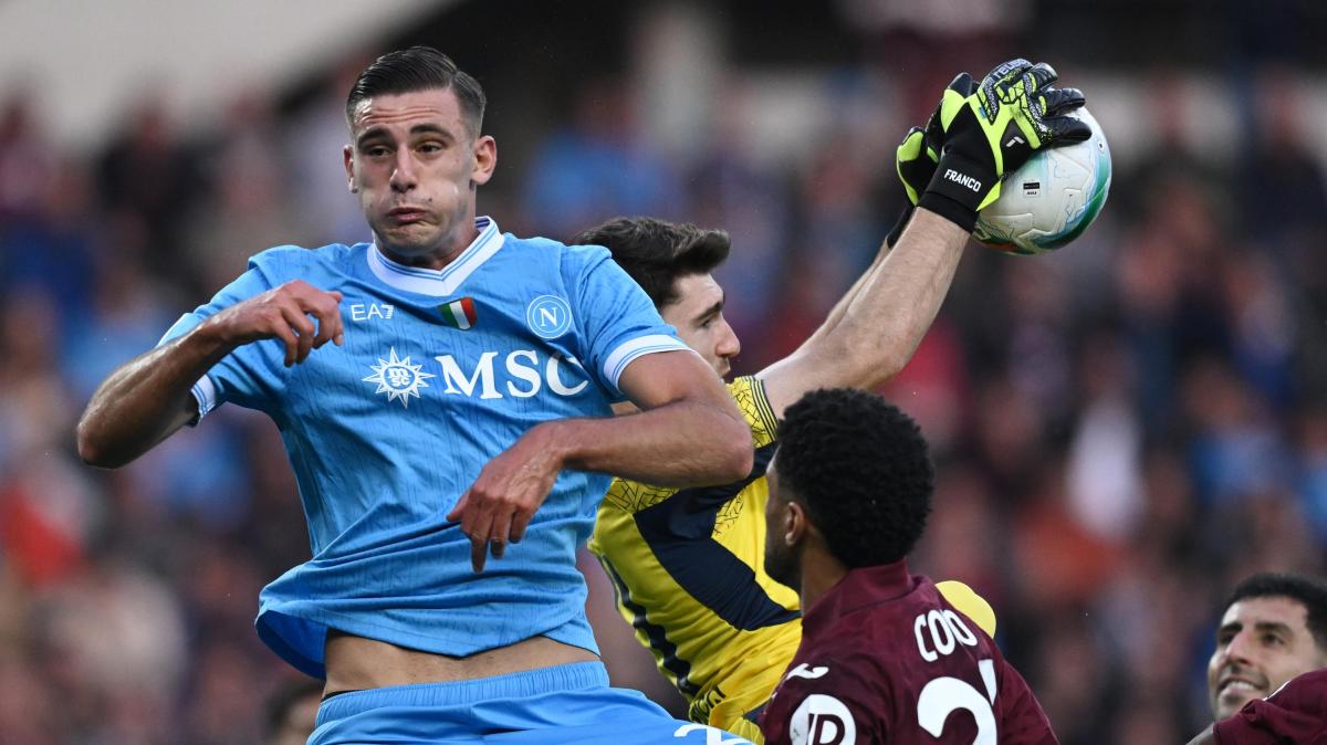 Immagine news primo piano TUTTO mercato WEB: notizie di calcio e calciomercato