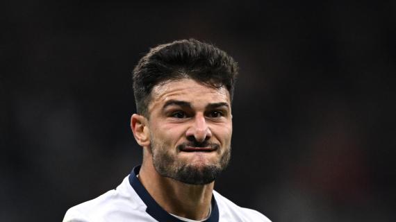 Bologna, Orsolini: "Primo tempo indegno, mi sono vergognato. Italiano numero uno"