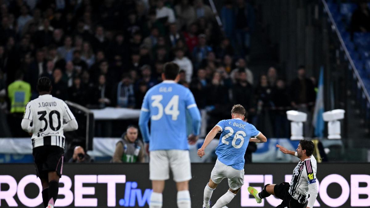 Immagine news primo piano TUTTO mercato WEB: notizie di calcio e calciomercato