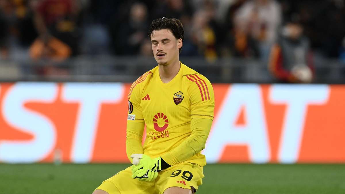 Roma, Svilar: "Sorpreso del mio rendimento. Domani sogniamo una grande gara"