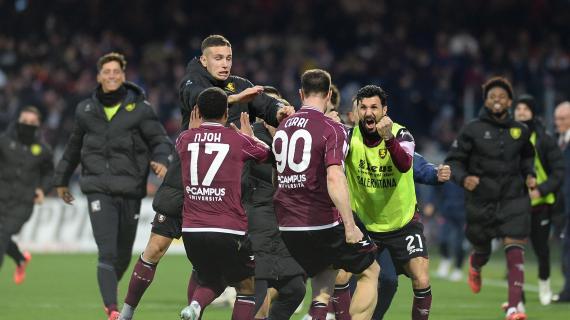 Salernitana, il ritorno dei tifosi e di Iervolino per una vittoria da brividi al 99'