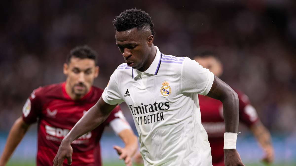 Camiseta del real madrid benzema