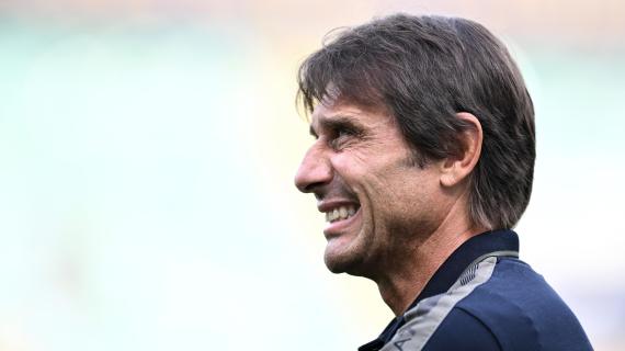 Conte, il napoletano: ha portato il suo omaggio a Maradona di notte. La ricostruzione