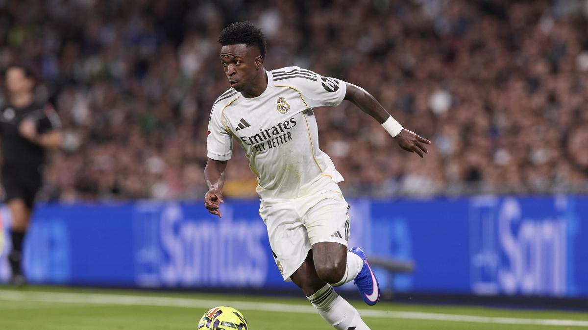 Real Madrid, l'entourage di Vinicius accusa i media: "Creato clima ostile in Spagna"