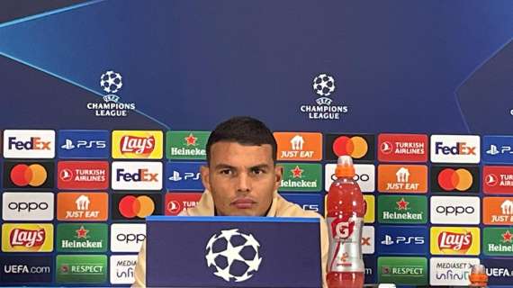 Thiago Silva poteva tornare al Milan. Ora elogia Tomori e prova a complicargli il percorso europeo