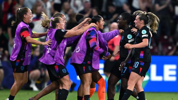 Beffa atroce per l'Italia: i minuti finali costano caro. Kelly porta l'Inghilterra in finale
