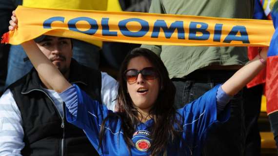 Incredibile in Colombia: VAR non c'è, ma l'arbitro lo usa e annulla il gol