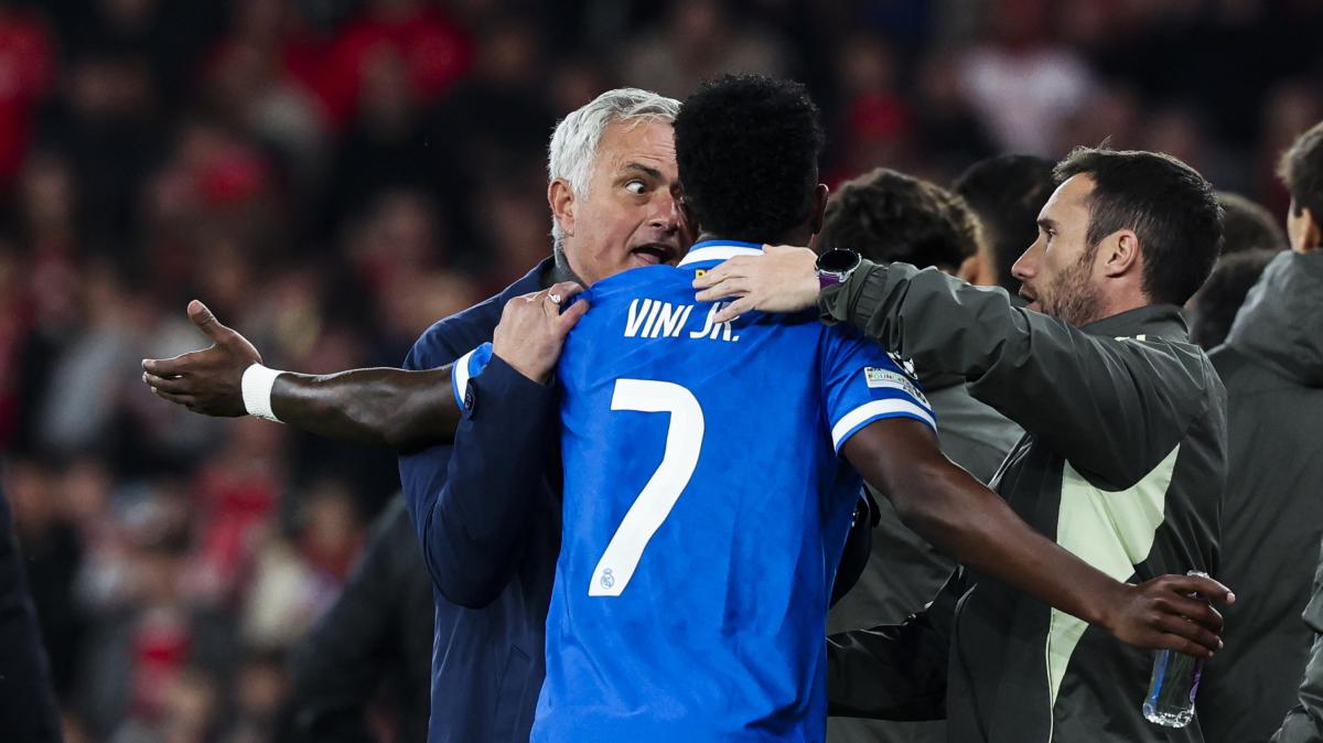 Caso Vinicius, i media di Londra si scagliano contro Mourinho: "Ipocrita"