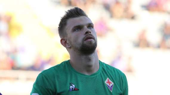 Verona-Fiorentina 0-0 al 45', Dragowski salva i viola. Pezzella ko