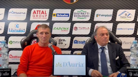 Serie B, Ascoli-Modena: Carrera riabbraccia Nestorovski e carica i suoi