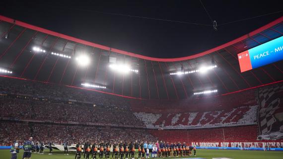 Bayern Monaco, ecco la maglia per la stagione 2024-2025: le prime immagini