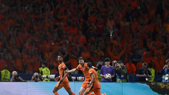 Eredivisie, il PEC Zwolle si gode Kostons: doppietta e primo posto in solitaria