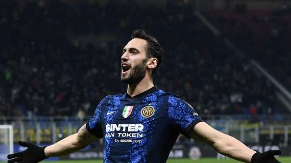 Milan a +1 sull'Inter. Calhanoglu: "Potenzialmente siamo ancora primi. E siamo i migliori in A"