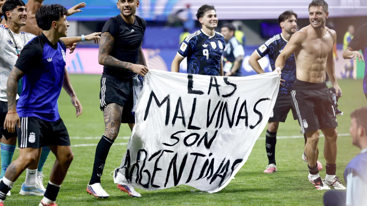Mondiali, Londra alla FIFA: "Investigate sullo striscione delle Malvinas"