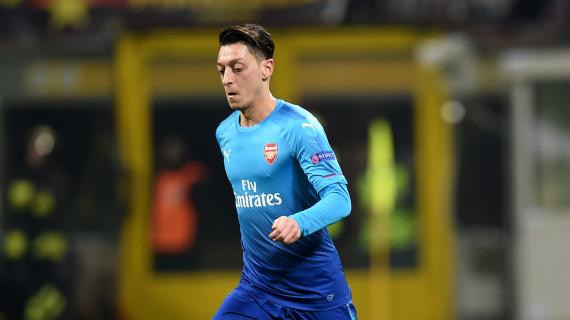 TOP NEWS Ore 17 - Ozil si ritira dal calcio. Messi, Di Maria e Ibra a scadenza: che faranno? 