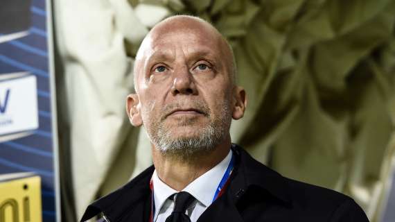 Addio a Gianluca Vialli, la UEFA lo omaggia: "Morta una leggenda italiana"