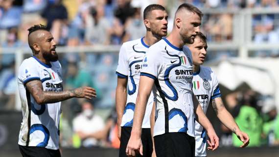 L'Inter lascia la testa della classifica. Gazzetta: "C'è fragilità, ora aggiustamenti per il Real"