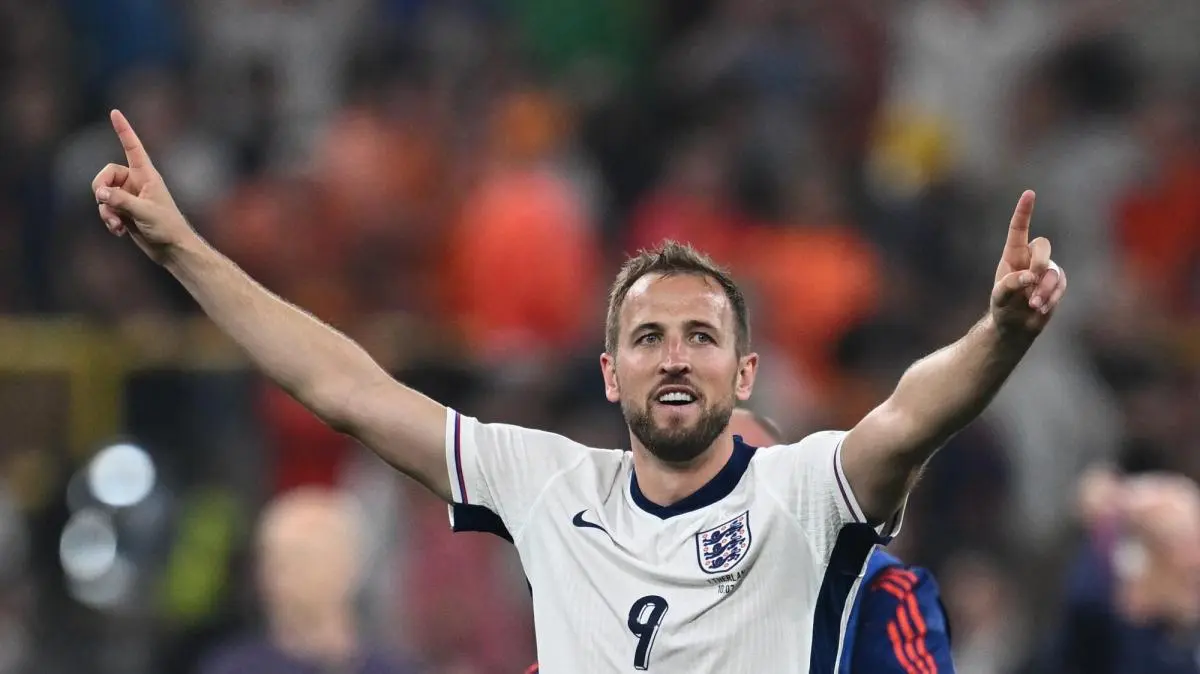 Kane come Beckham, è record con l'Inghilterra: a segno in tre Mondiali diversi