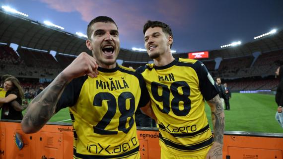 TOP NEWS ore 24 - Il Parma è in Serie A. Il Borussia Dortmund avanti con il PSG