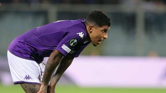 Zalewski fa ammattire Dodo, espulso al 24': la Fiorentina rimane in dieci uomini a Roma