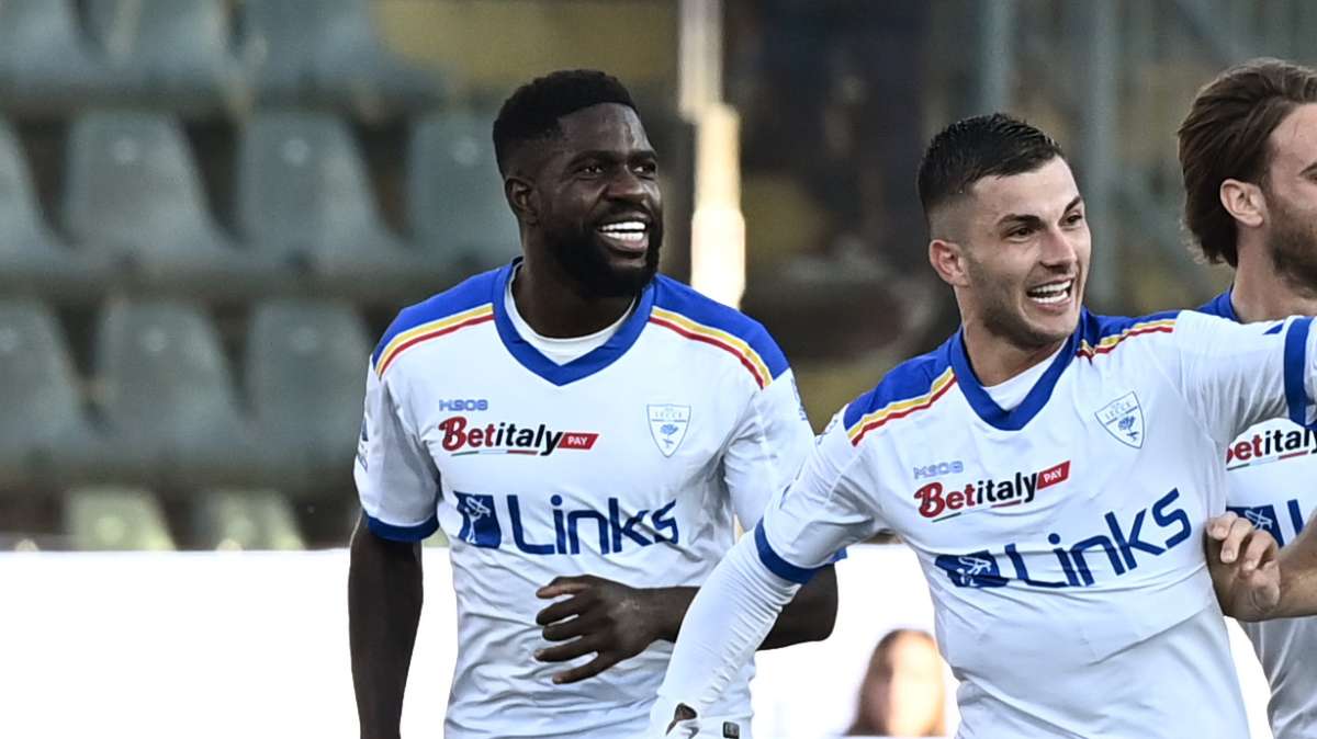 Umtiti: "Al Barcellona ho vissuto 4 anni in galera. Il Lecce mi ha ridato il sorriso"