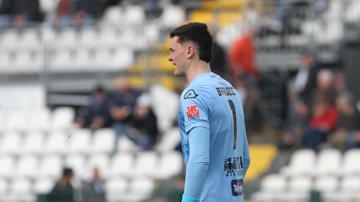 Vicenza, sfumato Zacchi si cerca un altro portiere: idea Barlocco del Trento