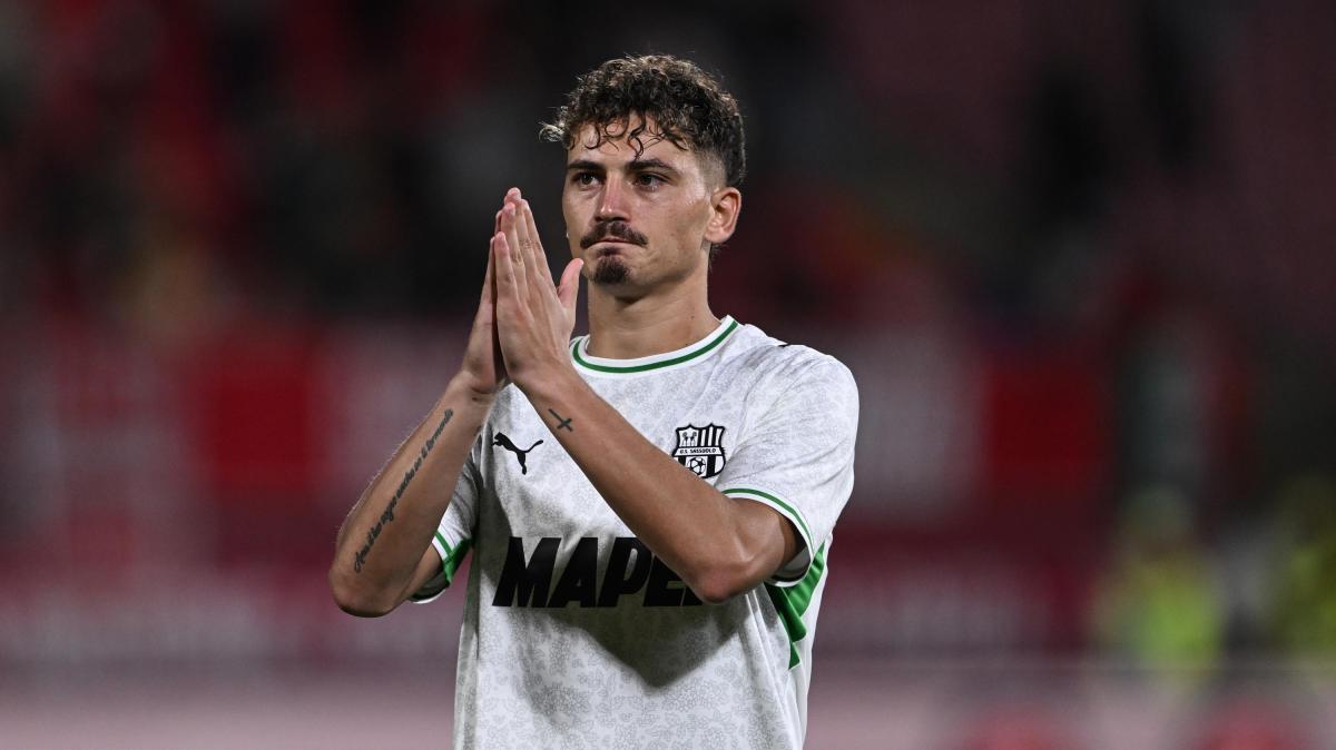 Italia, Sebastiano Esposito carico: "Tanta emozione. Cercheremo punti contro il Belgio"