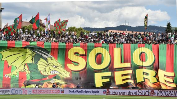 Ternana-Perugia, prevendita record: esauriti i biglietti per la curva Nord