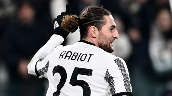 Juventus, Rabiot sul rinnovo: "Non ci sentiamo da un po', ma ci sarà tempo per farlo"