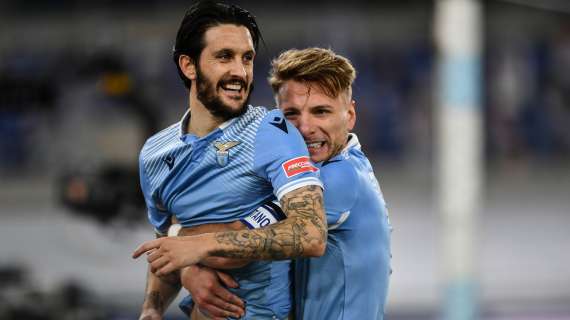 L’Aquila vola alta sulla Lupa: Immobile-Luis Alberto, Lazio avanti 2-0 nel derby al 45’