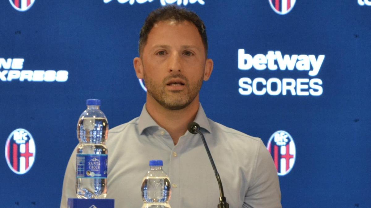 Bologna, Tedesco fissa la gerarchia in porta. Poi su Bernardeschi: "Bravo da mezzala"