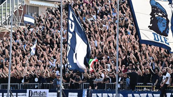 Napoli, la spinta dei tifosi nonostante il divieto: a Milano con l'Inter in cinquemila